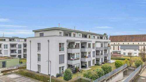Außenansicht - Sofort bezugsfrei! Herrliche Erdgeschosswohnung mit Terrasse und Garten