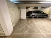 Tiefgaragen-Stellplatz - 