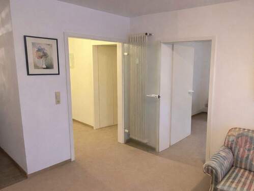 Wohnbereich / Raumaufteilung - 2 Zimmer Etagenwohnung in Homburg