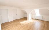Wohnzimmer - 2 Zimmer Etagenwohnung zur Miete in Leipzig