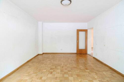 Wohnzimmer_ - 2 Zimmer Etagenwohnung zum Kaufen in Bochum