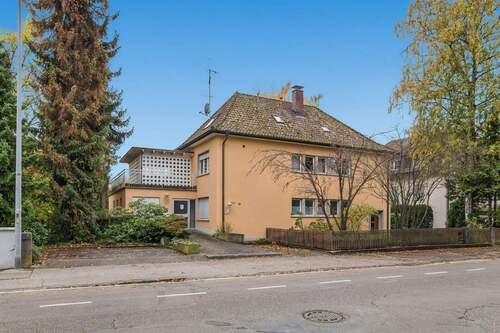 Außenansicht Straßenseite - 