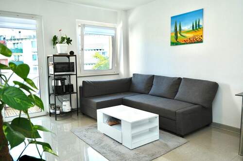 Wohnbereich - 3 Zimmer Etagenwohnung in Düsseldorf