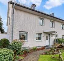 Großzügiges Wohnen - gepflegte Doppelhaushälfte mit vielseitigem Raumangebot - Bielefeld Brackwede