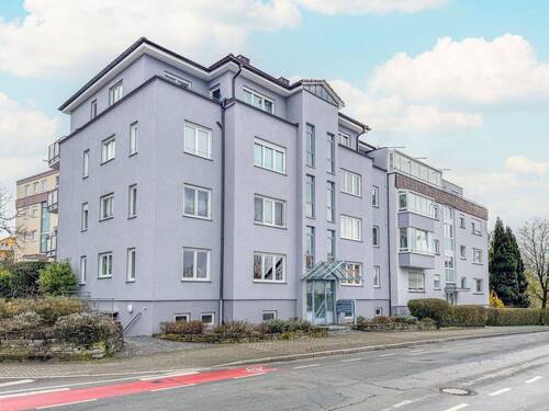 Bild 1 - Gepflegte Mehrfamilienhäuser mit 15 Einheiten in begehrter, zentraler Lage