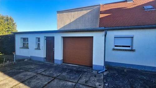 Garage, Nebengelass - Doppelhaushälfte mit 88,40 m² in Oschatz zum Kaufen