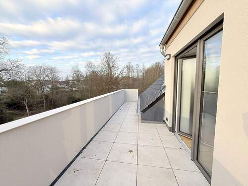 Balkon / Dachterrasse - 