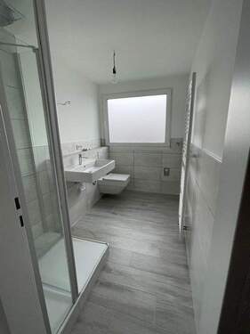 Badezimmer - 3 Zimmer Etagenwohnung in Moers