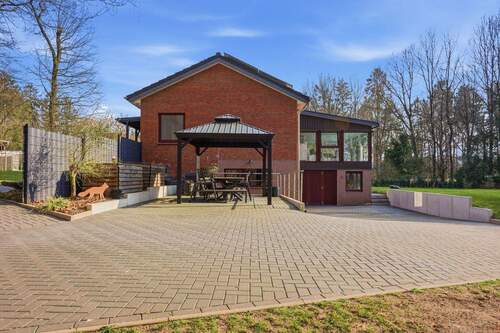 überdachte Terrasse - 