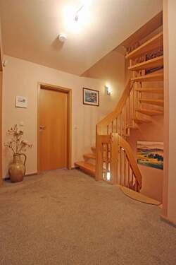 Flur im Obergeschoss zum Spitzboden - 