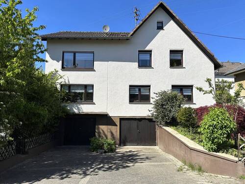 PKW-Stellflächen ... - Mehrfamilienhaus, Wohnhaus mit 180,00 m&sup2; in Königswinter zum Kaufen