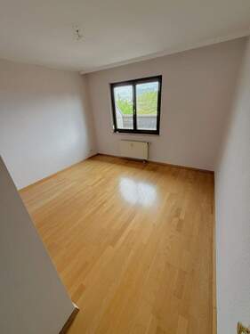 Eltern - Etagenwohnung mit 79,00 m&sup2; in Erlangen zum Kaufen