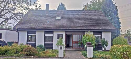 Gesamtobjekt - *** Große Wohnung in guter Lage ***