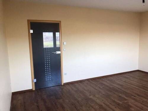 Zimmer 2 - 