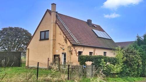Nord/Westansicht - 5 Zimmer Einfamilienhaus in Oschatz