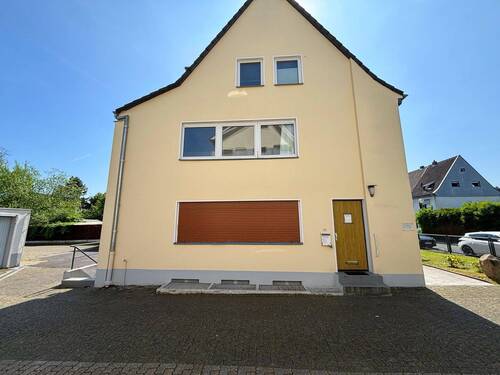 Seitenansicht - Mehrfamilienhaus, Wohnhaus mit 159,90 m² in Leverkusen zum Kaufen