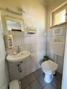 Gäste WC Büro EG - 