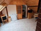 ausgebautes Dachgeschoss - 1 Zimmer Doppelhaushälfte zum Kaufen in Dorfhain