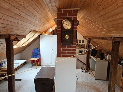 ausgebautetes DG - Doppelhaushälfte mit 131,00 m² in Dorfhain zum Kaufen