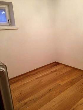 1/2 Zimmer UG - 