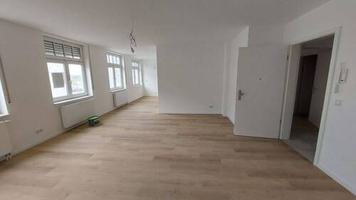 20260505_123124.jpg - Etagenwohnung mit 73,40 m&sup2; in Dessau-Roßlau zur Miete