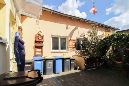 Anbau - Mehrfamilienhaus, Wohnhaus mit 94,00 m² in Dessau-Roßlau zum Kaufen