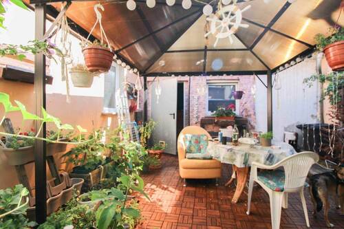 Sitzecke im Innenhof - 