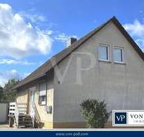 Geräumiges Zweifamilienhaus mit Vermietungspotenzial - Celle / Garßen