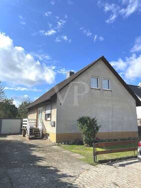 ZFH Garßen - 7 Zimmer Mehrfamilienhaus, Wohnhaus zum Kaufen in Celle / Garßen