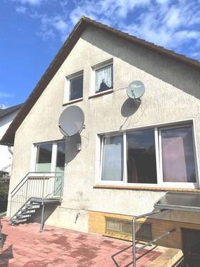 Terrasse - 7 Zimmer Mehrfamilienhaus, Wohnhaus in Celle / Garßen