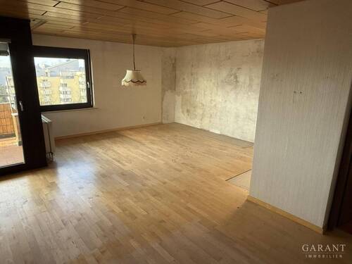 Wohnzimmer - 3 Zimmer Etagenwohnung in Ludwigsburg