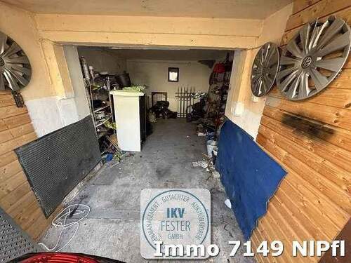 Garage Straßenseite - 