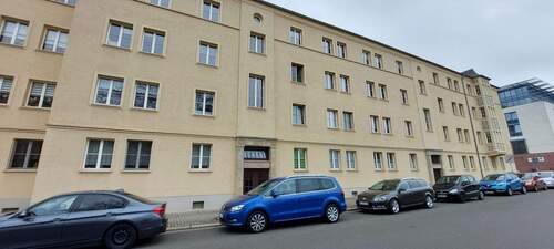 20220421_110322.jpg - 3-R-Wohnung mit Balkon am Theater, EG