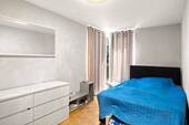 Zimmer 2 - 