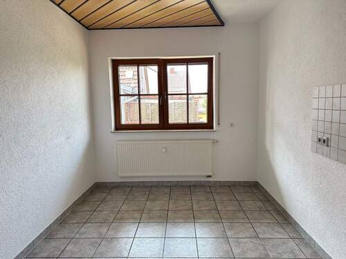 ..auch ein Esstisch hat Platz - 