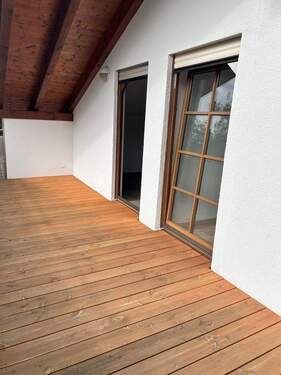 großer Sonnenbalkon - 