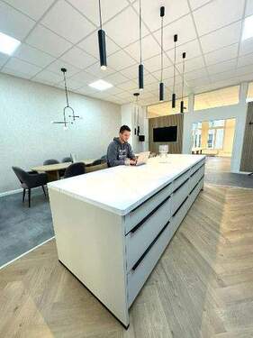 Küche & Lounge - Nachhaltiges, voll ausgestattetes Büro-Center im Herzen von Leipzig