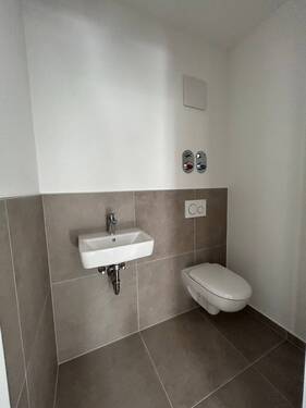 WC - 