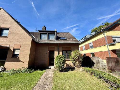 Außenansicht - 4 Zimmer Doppelhaushälfte zum Kaufen in Leverkusen