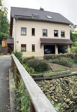 Zur Garage - Einfamilienhaus mit 213,00 m&sup2; in Saalfeld zum Kaufen