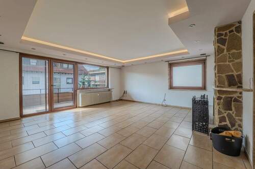 neu - 4 Zimmer Etagenwohnung in Winnenden