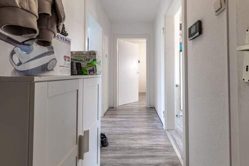 Flur - 2 Zimmer Etagenwohnung in Gifhorn