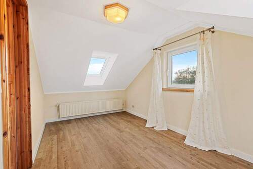 Zimmer 1 Dachgeschoss - 