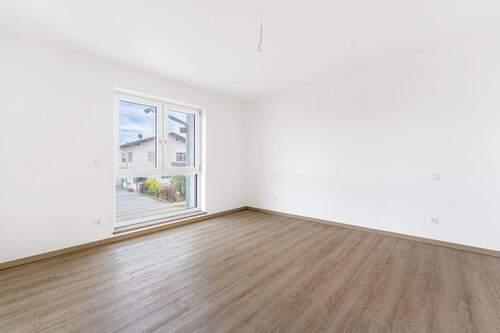 2-Zimmer Wohnung (Lagerfläche (Nebengebäude OG) - 