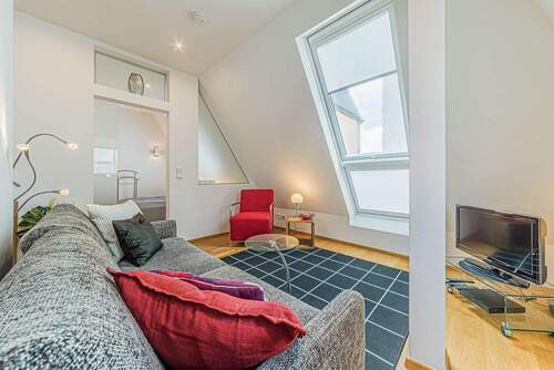 Wohnen - 2 Zimmer Etagenwohnung zur Miete in Frankfurt am Main