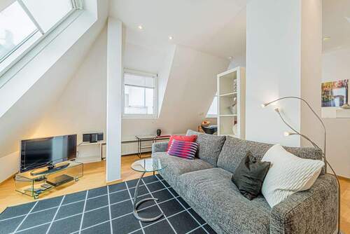 Wohnen - Etagenwohnung mit 42,00 m&sup2; in Frankfurt am Main zur Miete