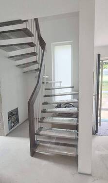 Treppe - Flur.jpg - 