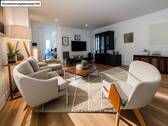 Wohn- und Esszimmer - Modern, gepflegt: 3-Zimmer-Wohnung mit Balkon, 2 Bädern & Garage