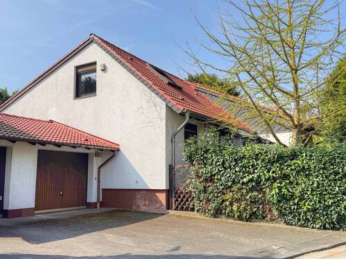 K272 Strassenseite - Freistehendes Einfamilienhaus in beliebter Wohnlage