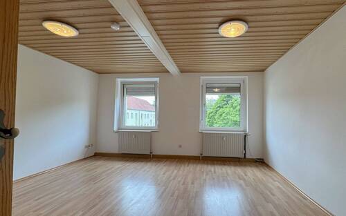 Wohnzimmer - Etagenwohnung mit 68,00 m² in Lohsa zum Kaufen